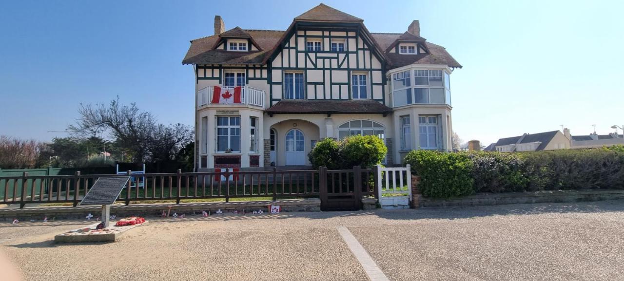 Maison De Bord De Normandie Du Debarquement Proche Caen Hébergement de vacances Bernières-sur-Mer